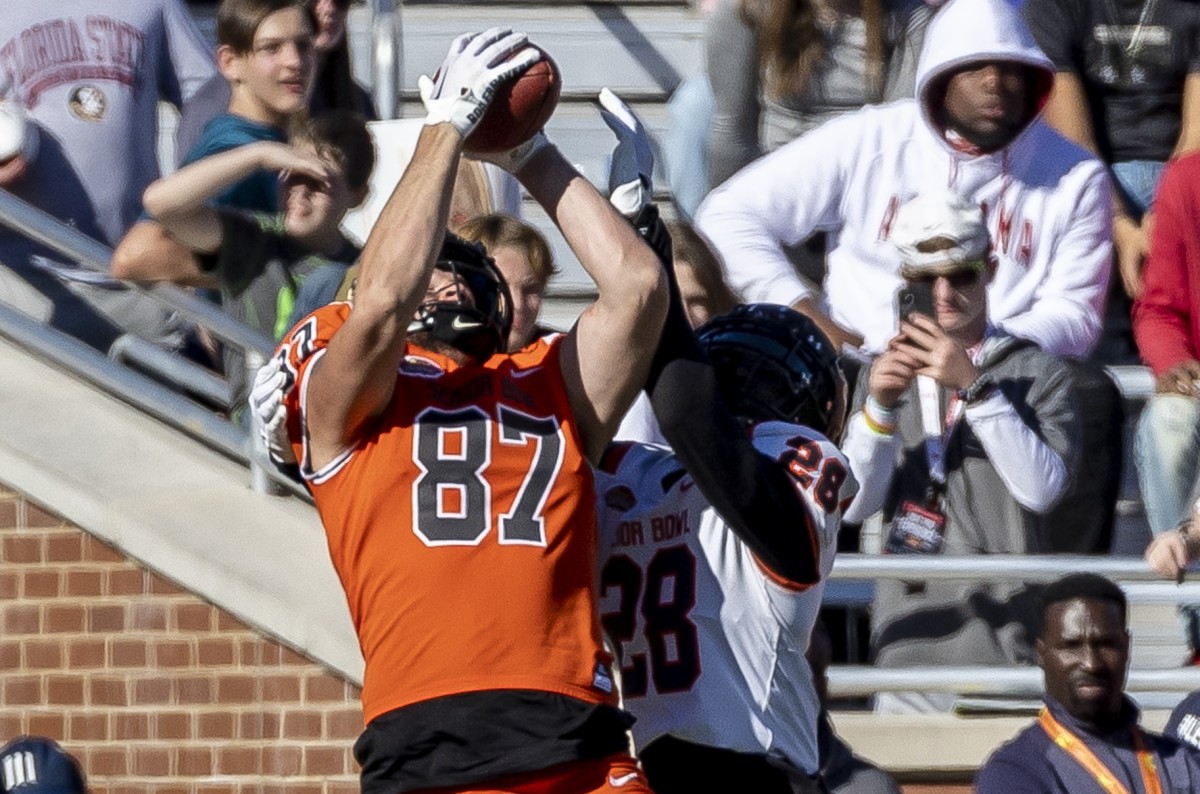 Climbing up draft boards with an excellent Senior Bowl audition, Durham looks the part of a modern move tight end in the NFL.