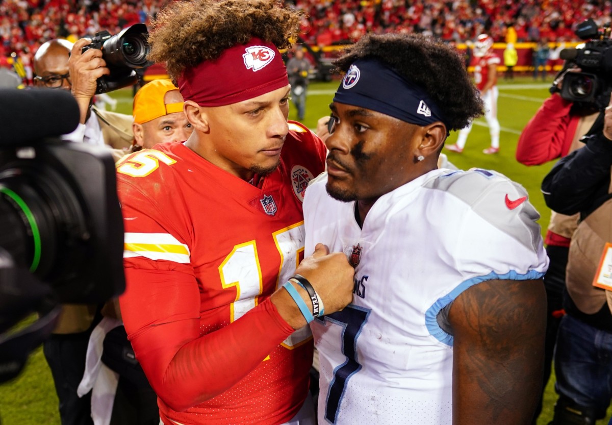 Kansas City Chiefs quarterback Patrick Mahomes talks with Titans quarterback Malik Willis after their Nov. 6 overtime games in Kansas City, won by the Chiefs 20-17. (USA TODAY Sports)