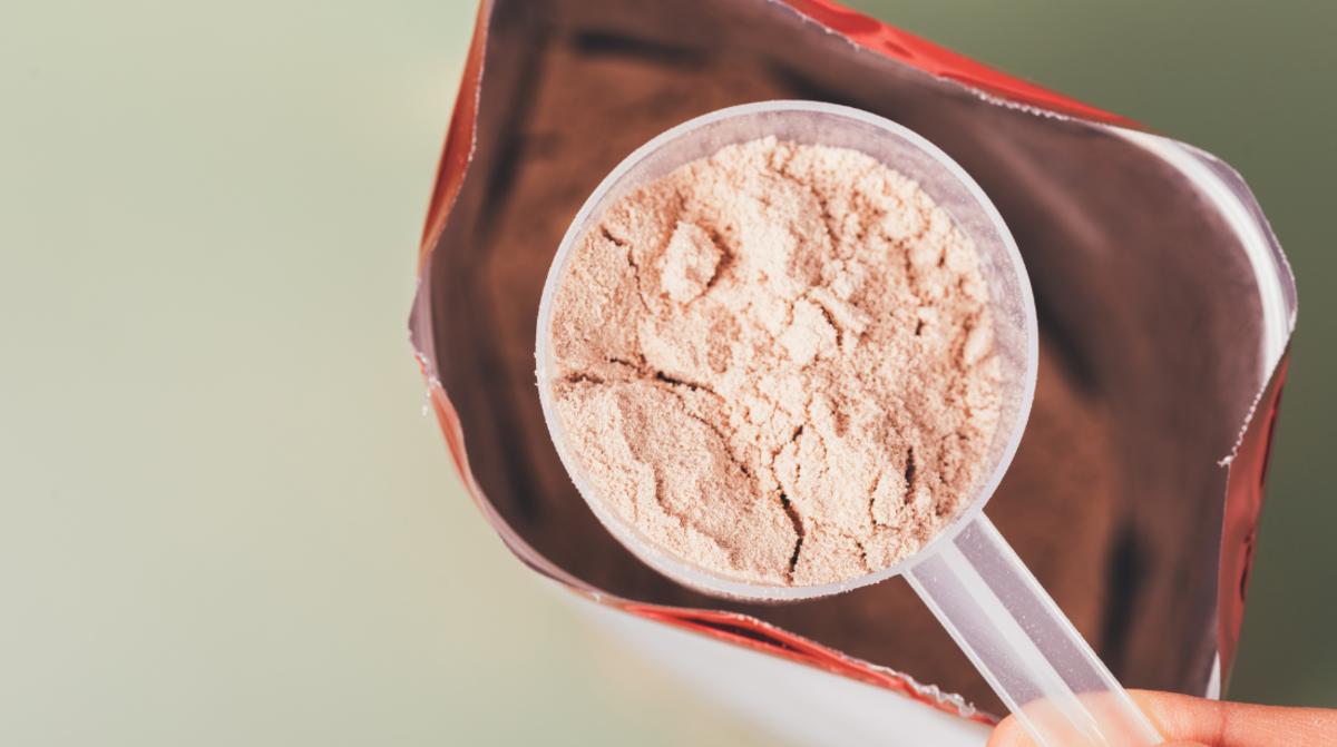 Whey Protein Concentrate vs Whey Isolate: What's The Difference? - Sports  Illustrated