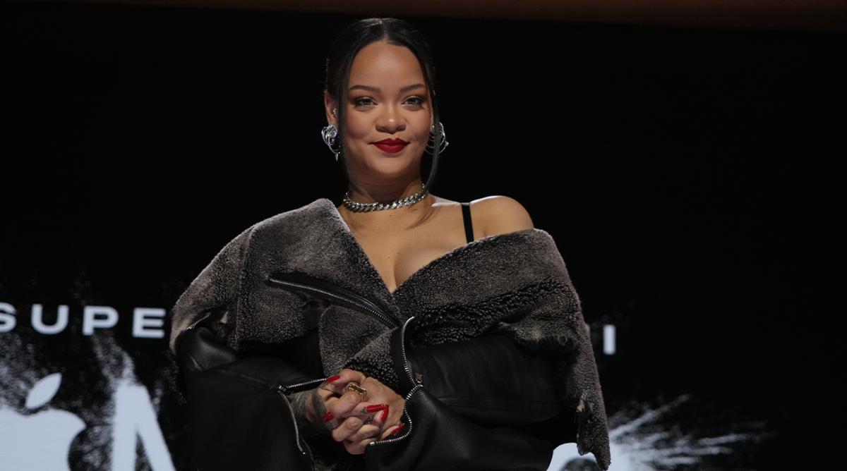 Feb 9, 2023; Phoenix, AZ, U.S.; Rihanna poses for photos during the Halftime Show Press Conference.