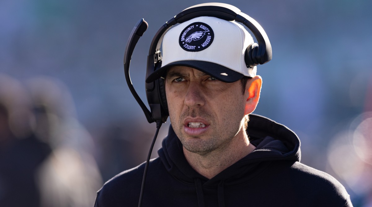 Eagles offensive coordinator Shane Steichen looks on during the first quarter against the Saints.