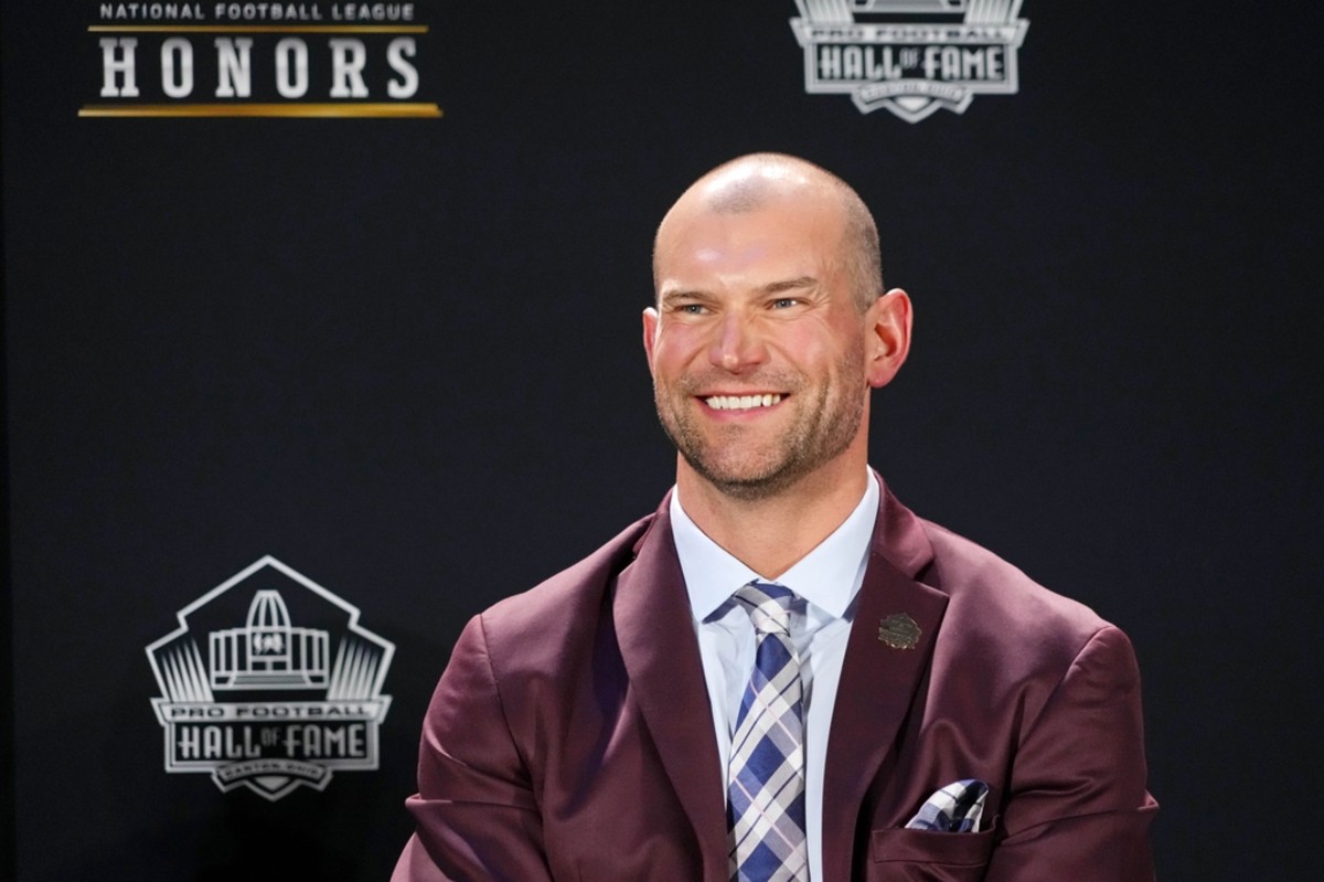 NFL Legend Reached out to Joe Thomas After Being Named to the Pro
