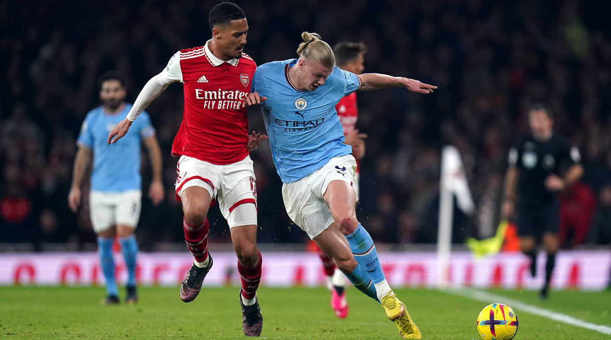 Erling Haaland playing against Arsenal