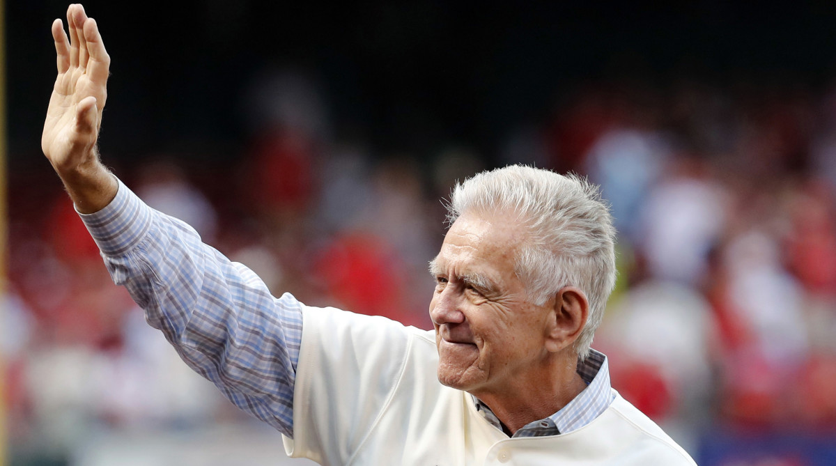 Tim McCarver, a member of the St. Louis Cardinals' 1967 World Series championship team, takes part in a ceremony honoring the 50th anniversary of the victory.