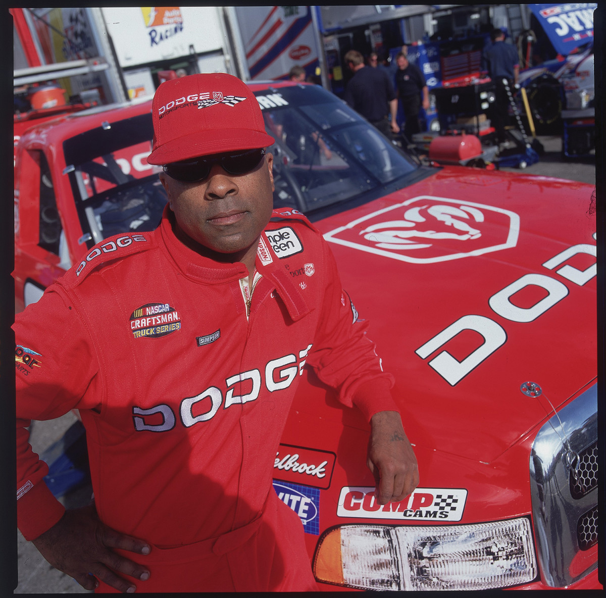 In 2001, Ribbs joined the NASCAR Craftsman Truck Series with the support of Dodge.
