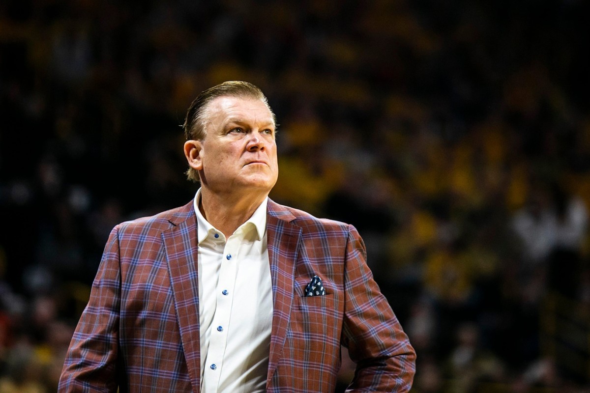 Illinois Basketball Coach Brad Underwood Previews Game Against Indiana