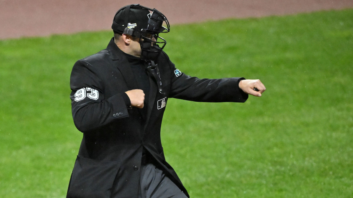 Umpire Will Little calls a strike.