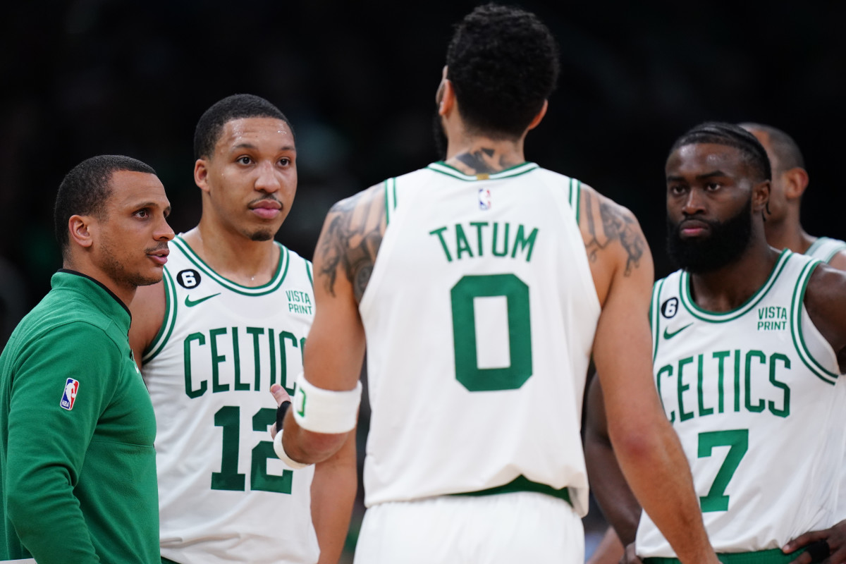 Kings' Brown, Celtics' Mazzulla Lead 2022-23 NBA Coach of the Year Odds –  NBC Connecticut