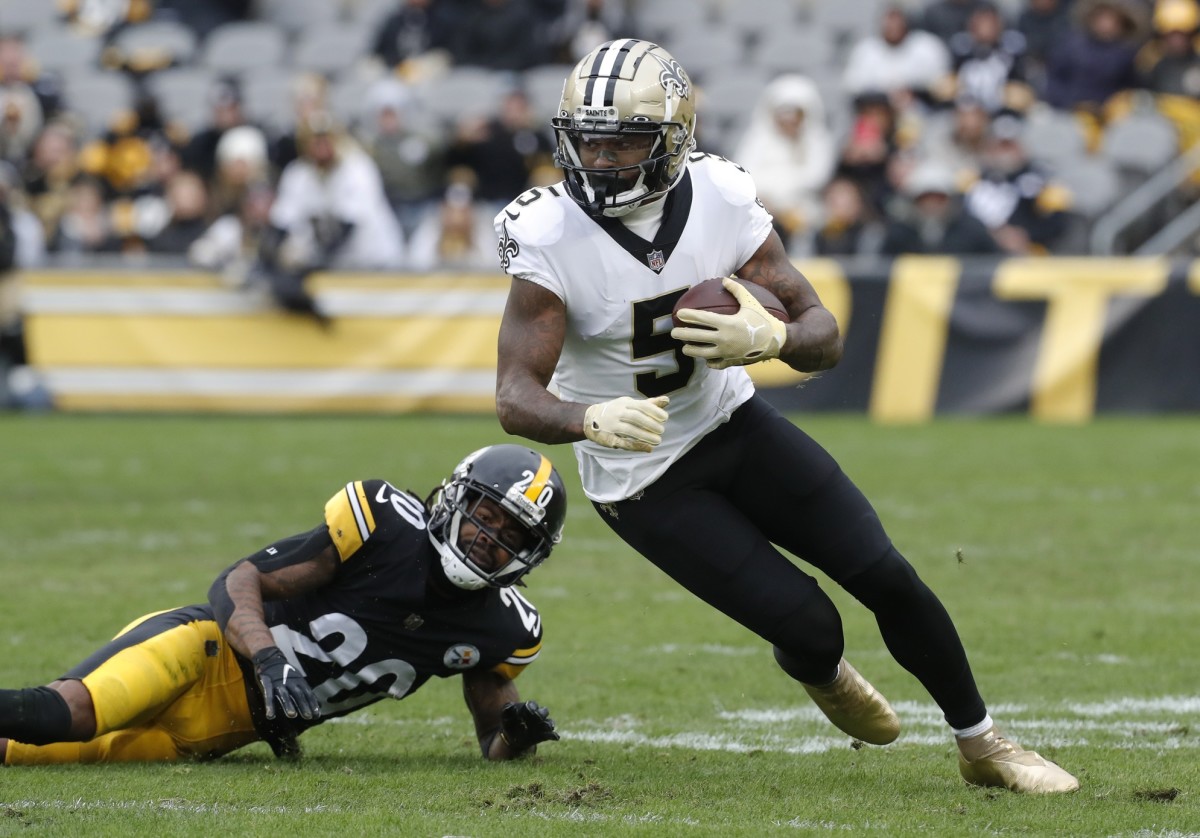 New Orleans Saints wide receiver Jarvis Landry (5) runs after a catch against the Pittsburgh. Mandatory Credit: Charles LeClaire-USA TODAY Sports