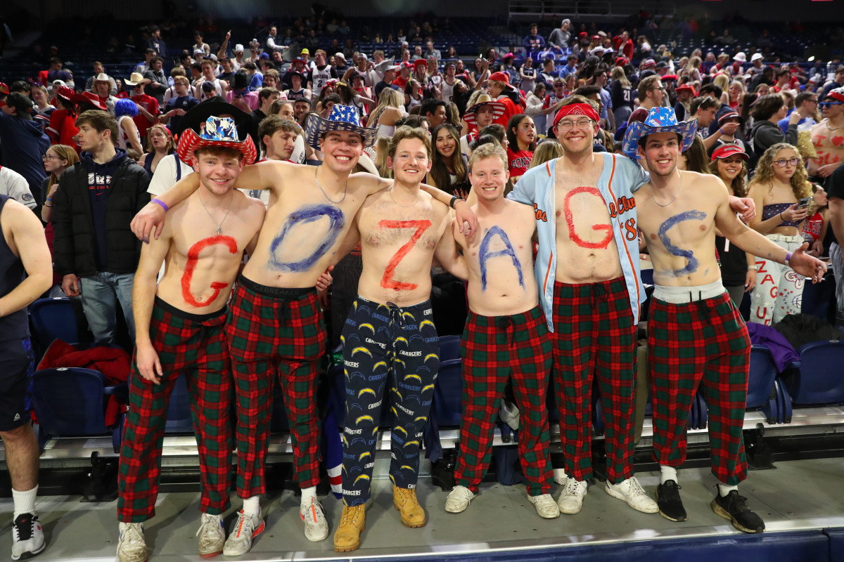 Gonzaga Bulldogs Saint Mary's Gaels12