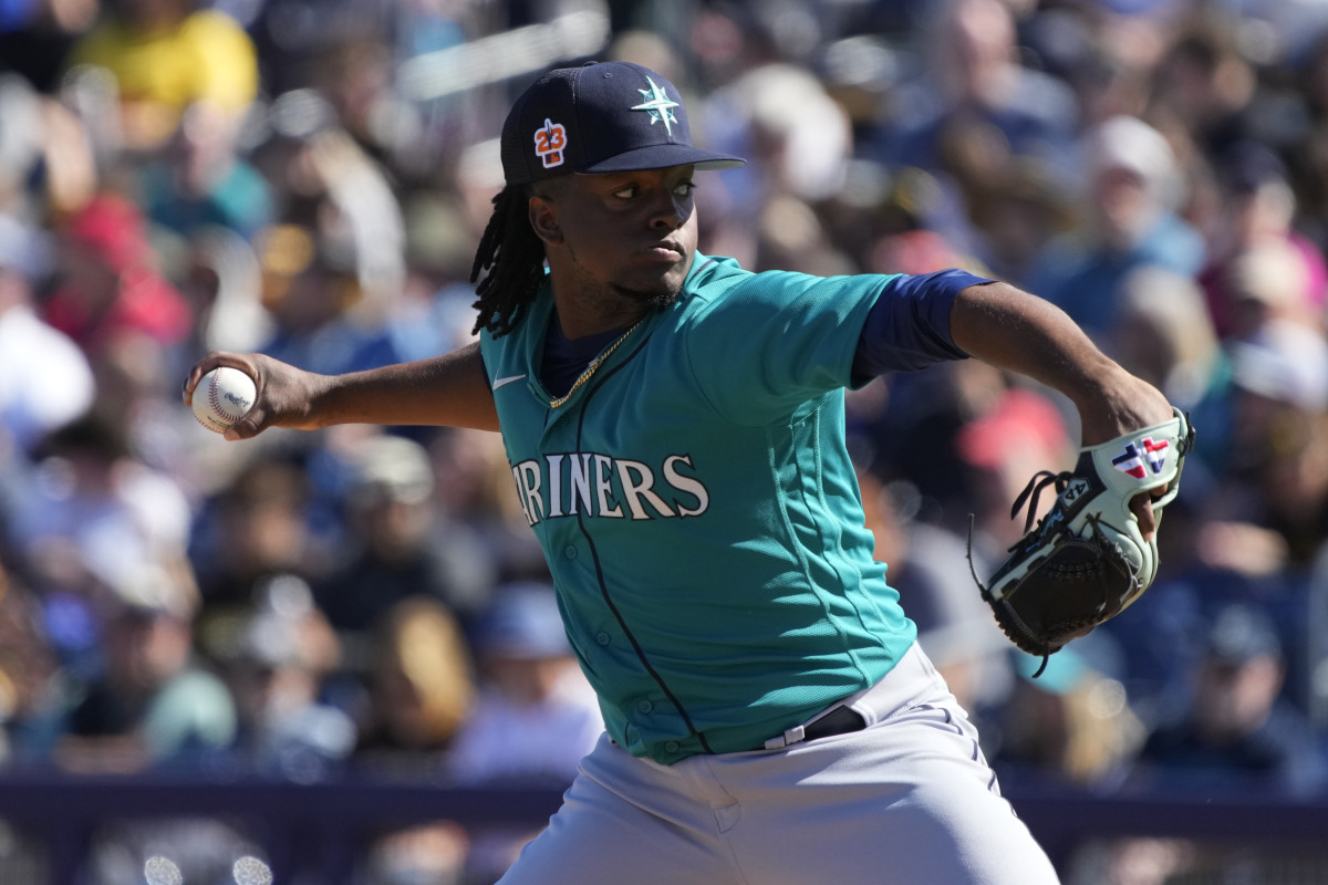 Seattle Mariners starting pitcher Prelander Berroa (84) throws against the San Diego Padres in the third inning at Peoria Sports Complex. (2023)