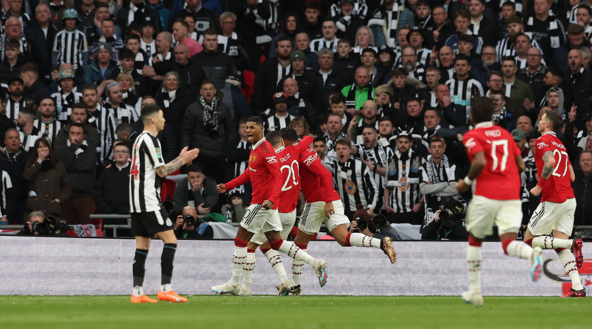 Manchester United scores against Newcastle.