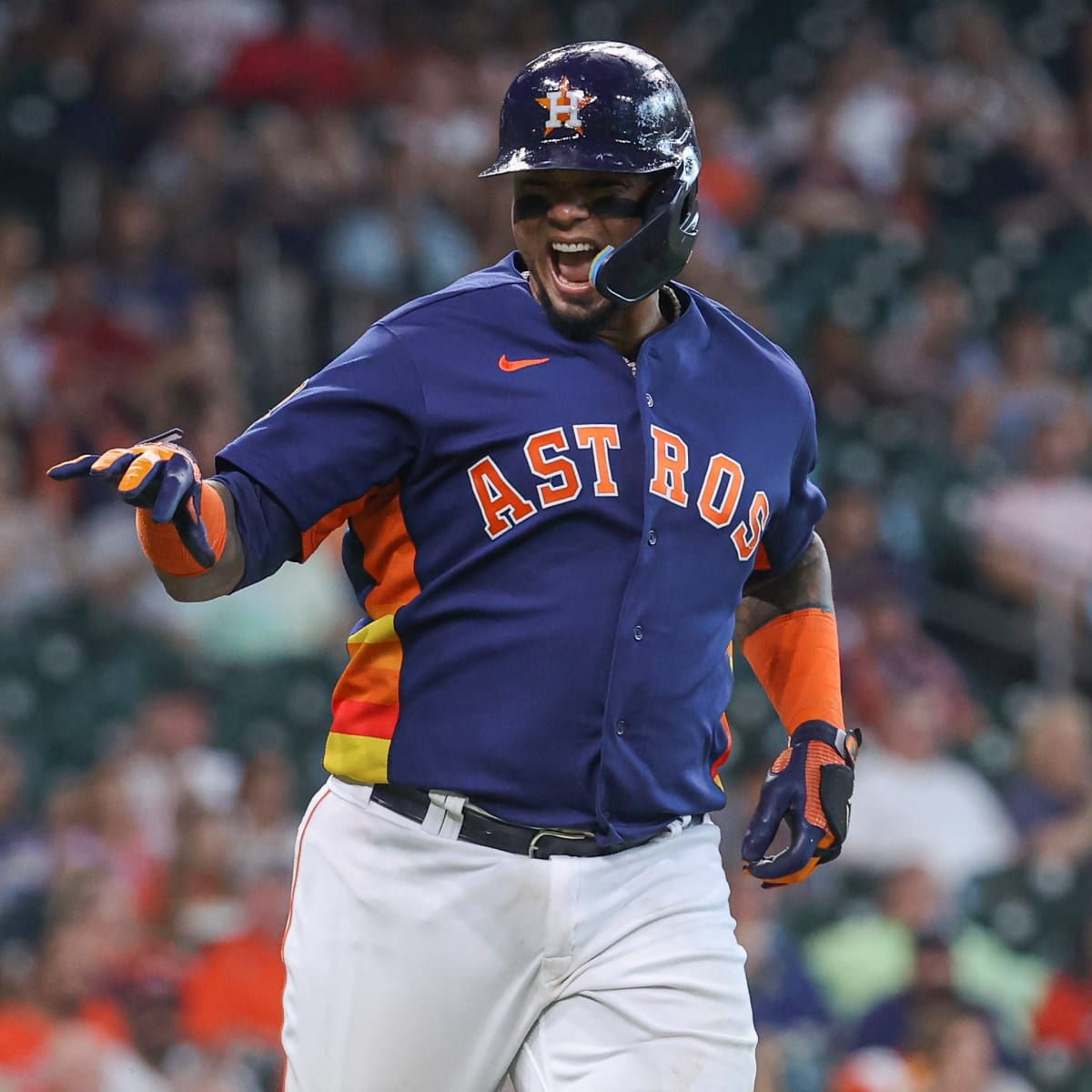 Houston Astros Star Takes Shot at Texas Rangers' Second Baseman Before ALCS  - Sports Illustrated Inside The Astros