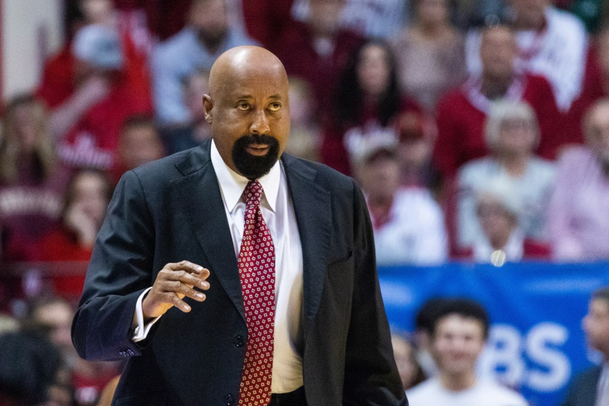 Indiana Hoosiers head coach Mike Woodson in the first half against the Michigan Wolverines at Simon Skjodt Assembly Hall.