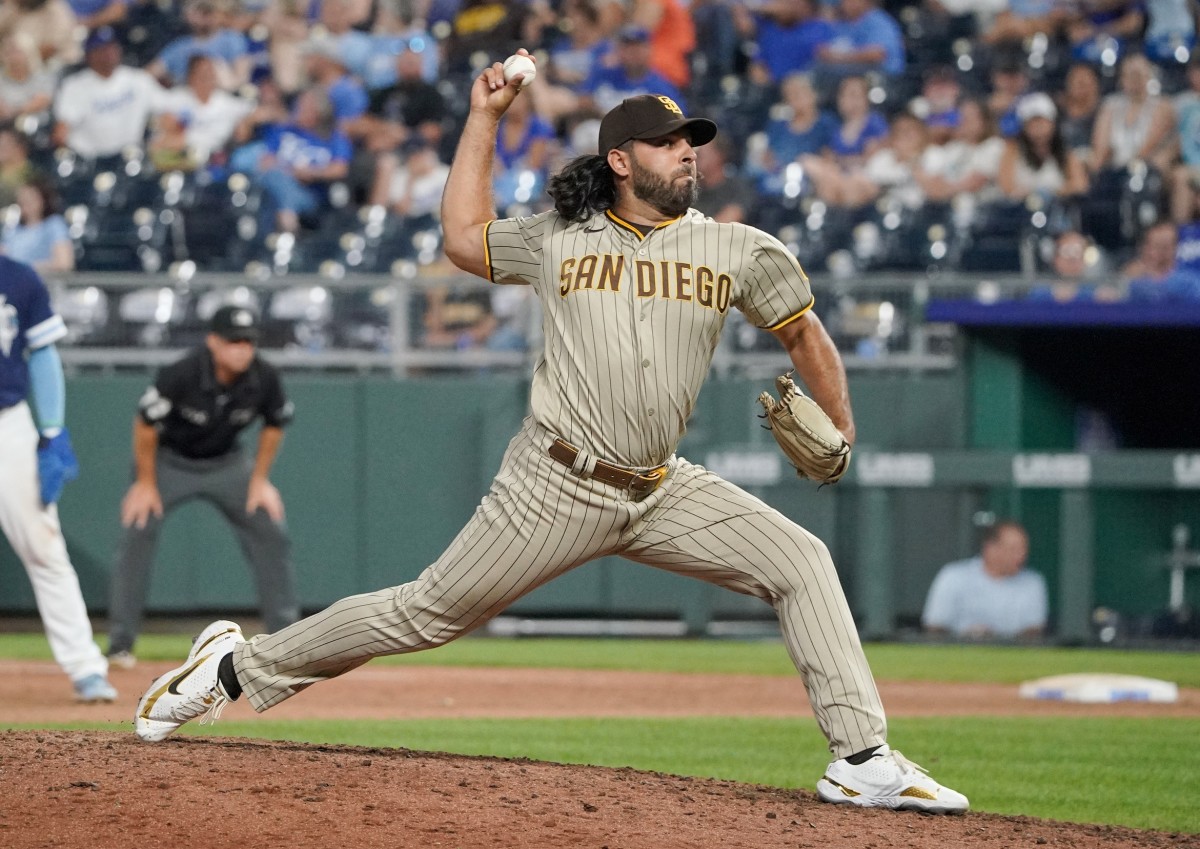 Padres News Bob Melvin Excited For Nabil Crismatt To Potentially Start