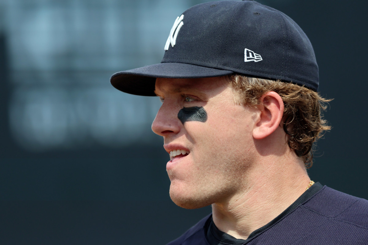 Yankees center fielder Harrison Bader is dealing with an oblique issue and is headed for testing.