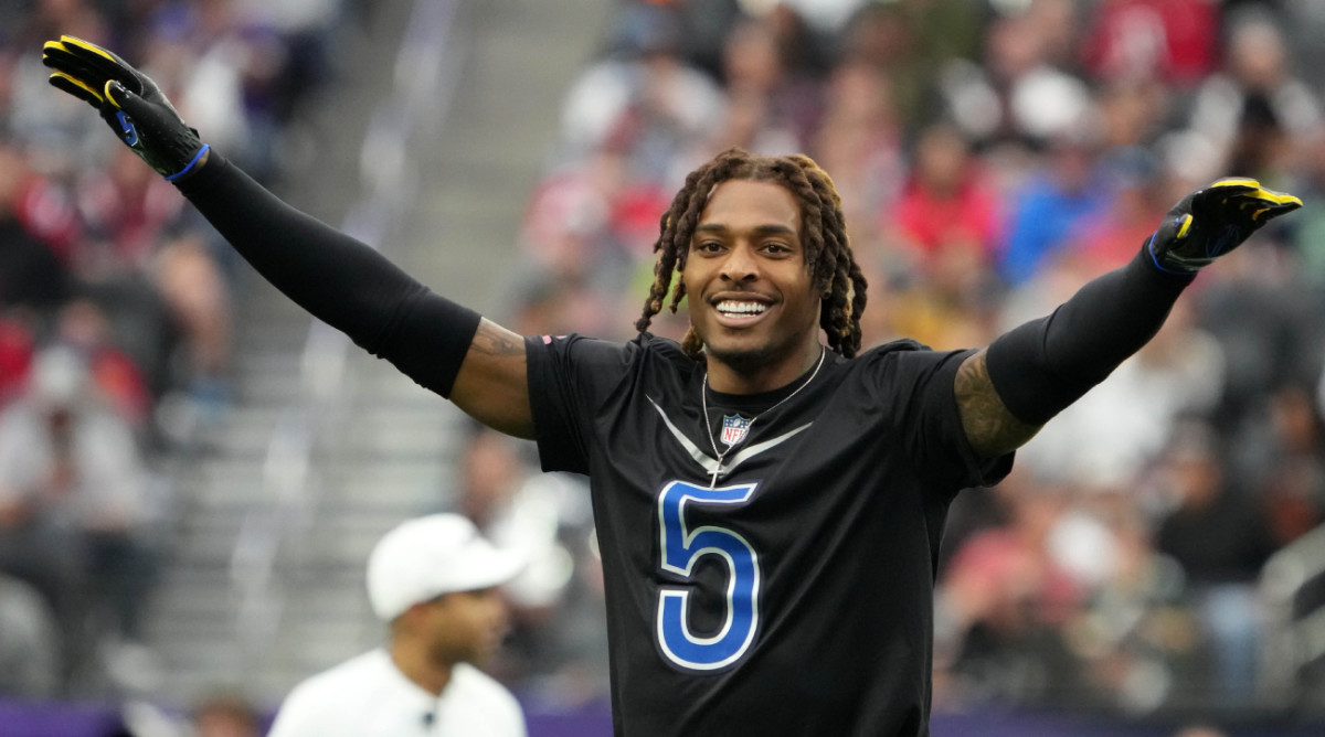 Rams cornerback reacts to a play during the 2022 season NFL Pro Games.