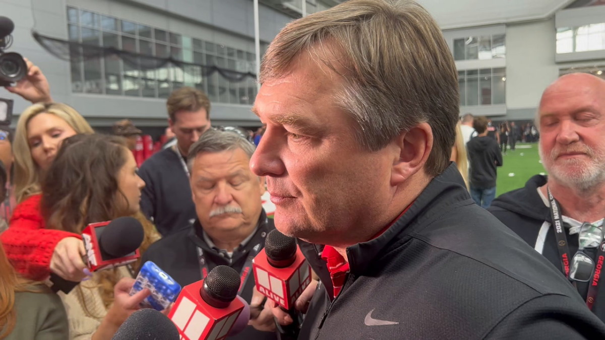 Kirby Smart meeting with assembled media members at Georgia's 2023 Pro Day.