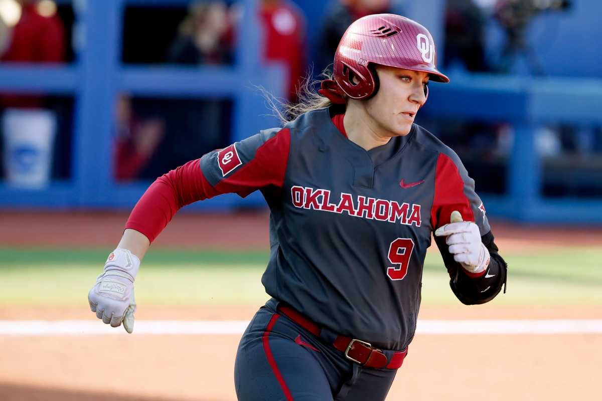 OU Softball: Oklahoma Punishes Weber State at Hall of Fame Classic