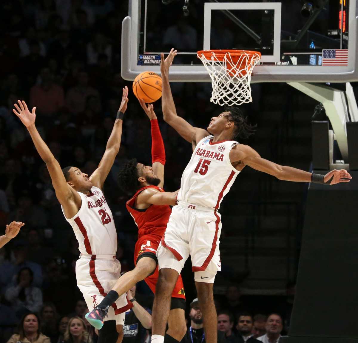 The Extra Point More Important to Alabama's NCAA Tournament Success