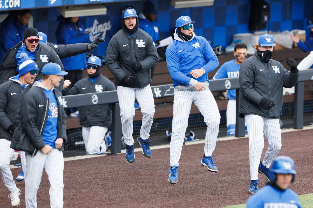 Kentucky Baseball Cracks D1Baseball Top 25 - Sports Illustrated ...