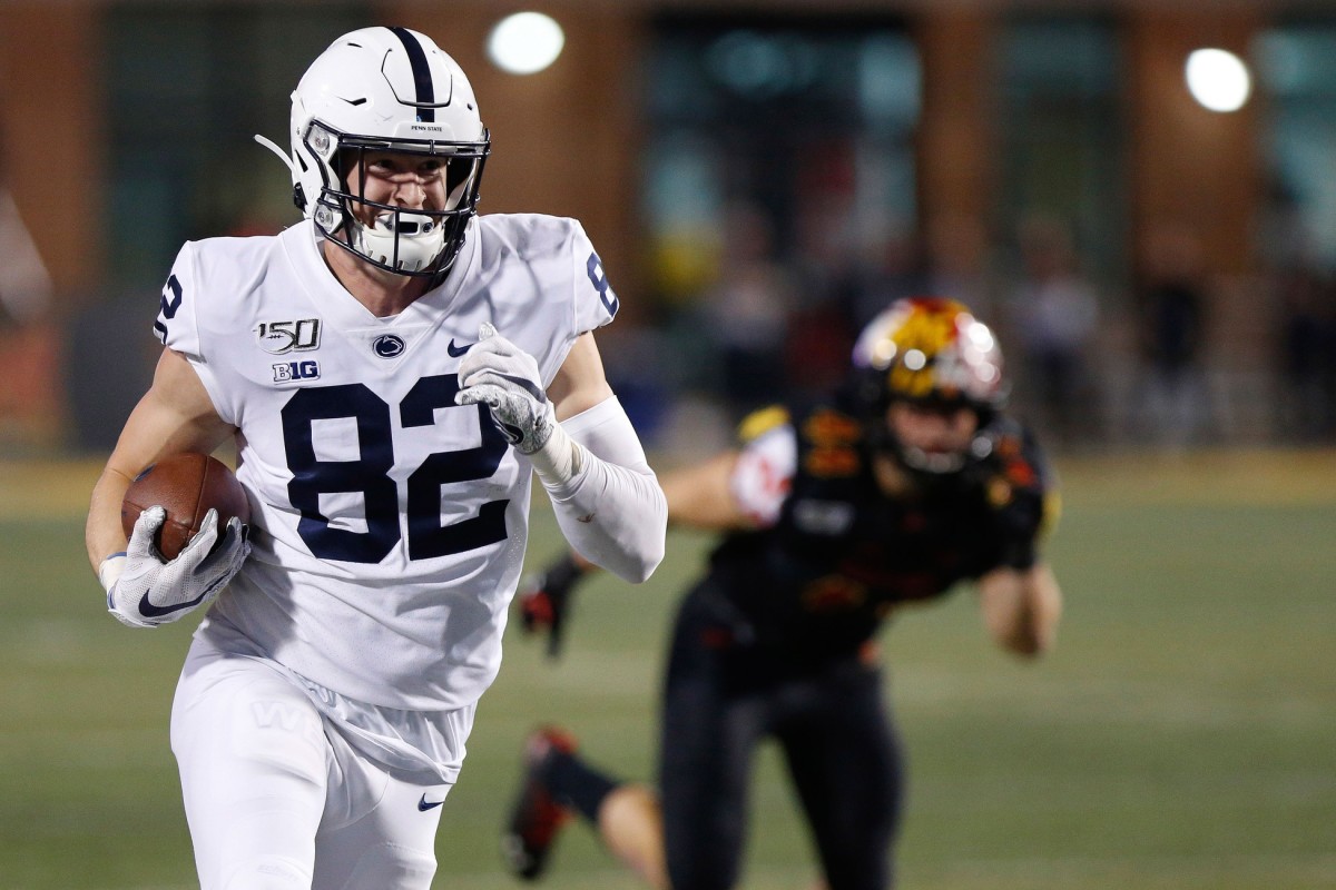 Sep 27, 2019; College Park, MD, USA; Penn State Nittany Lions tight end Zack Kuntz (82) runs with the ball against the Maryland Terrapins at Capital One Field at Maryland Stadium. Mandatory Credit: Geoff Burke-USA TODAY Sports