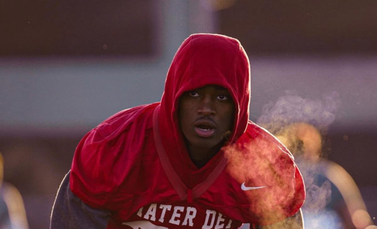 USC football: 5-star linebacker calls Trojans 'a top contender