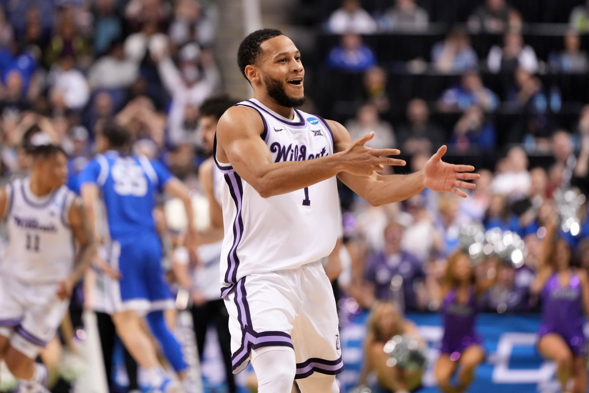 Markquis Nowell celebrates after making a basket for Kansas State.