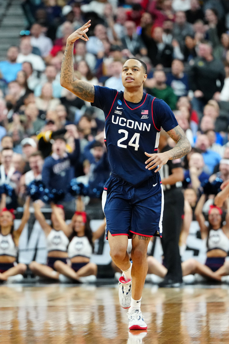 NCAA Tournament Gonzaga's season ends in 8254 Elite 8 loss to UConn