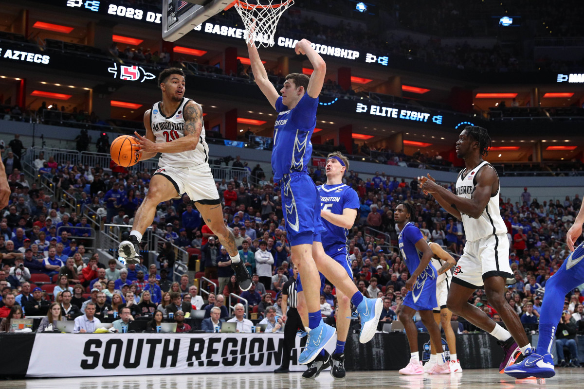 San Diego State Aztecs guard Matt Bradley jumps up with the ball underneath the basket