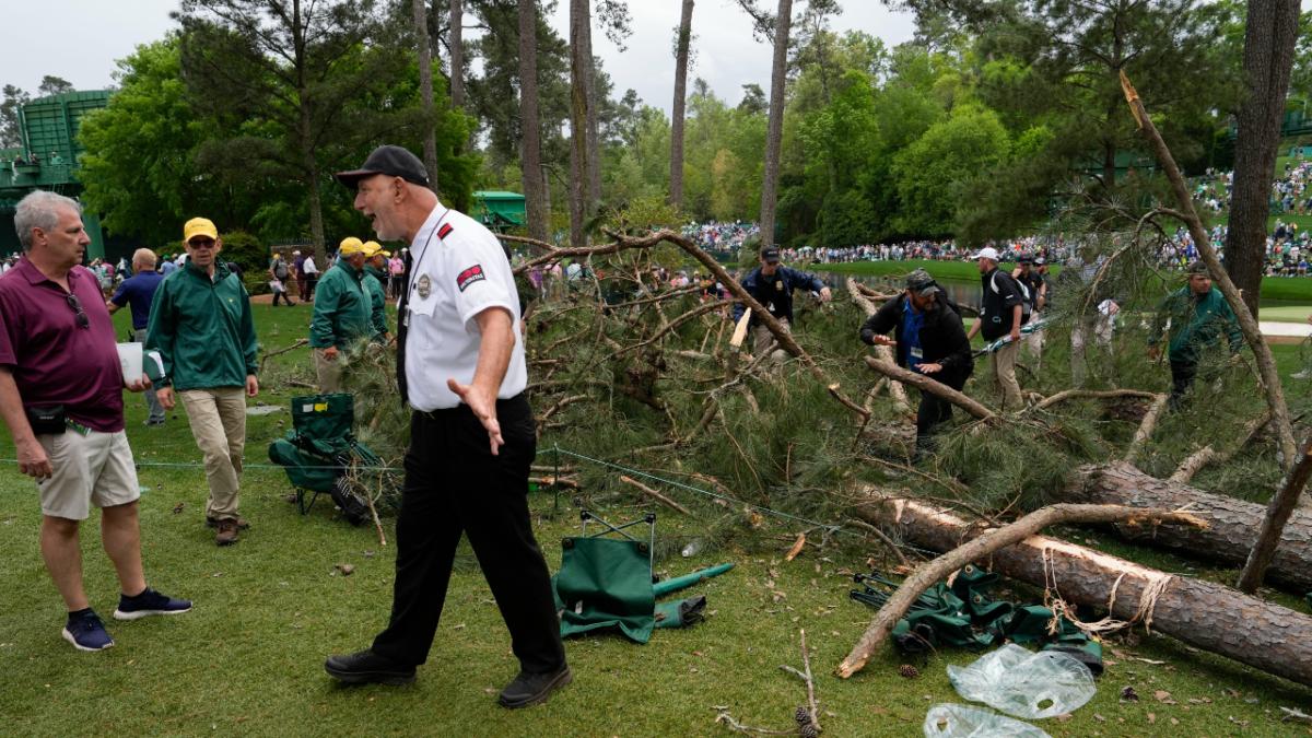 WATCH Falling Trees Narrowly Miss Patrons At Augusta National During