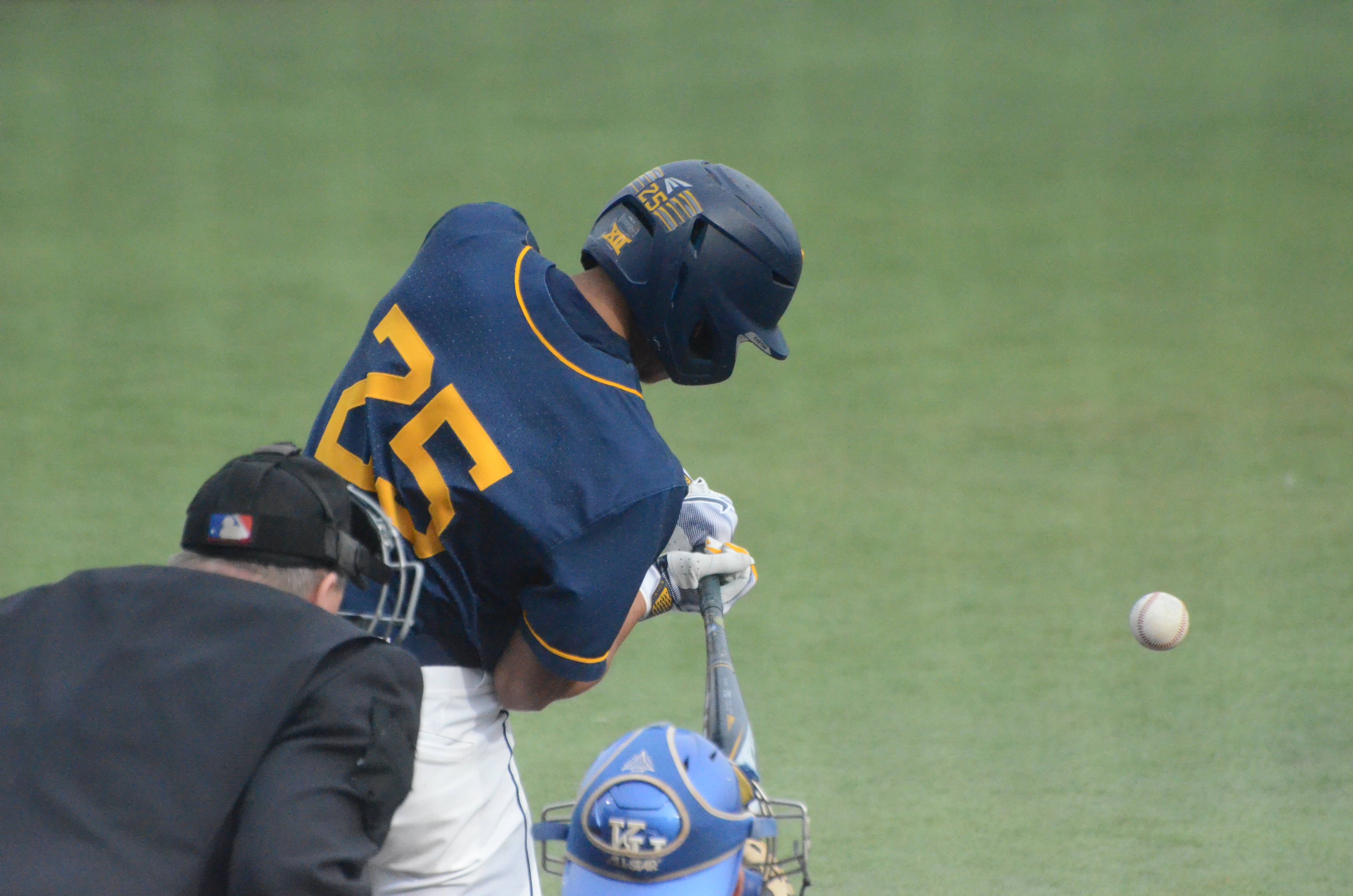 West Virginia Bounces Back with Series Finale win Over Kansas - Sports ...