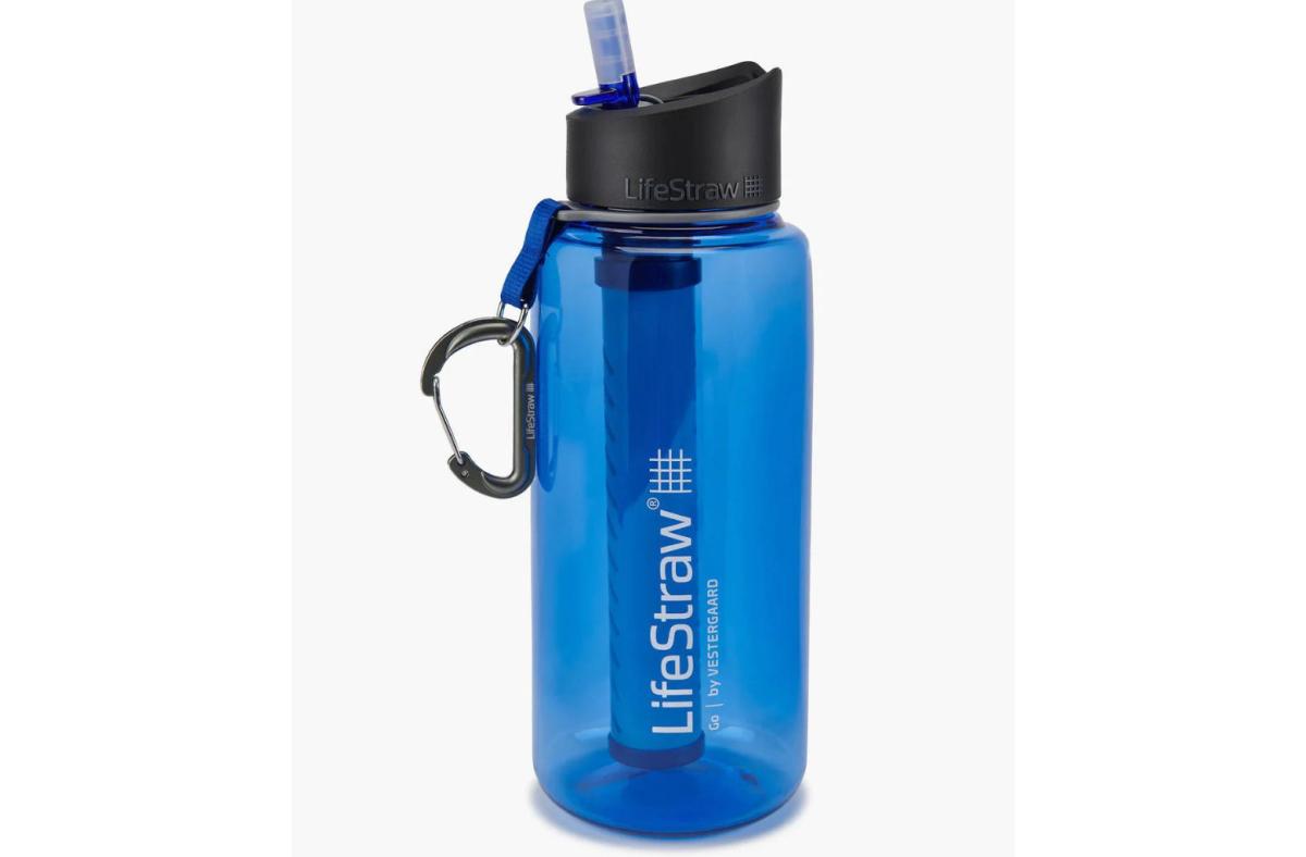LifeStraw Go water bottle in transparent blue