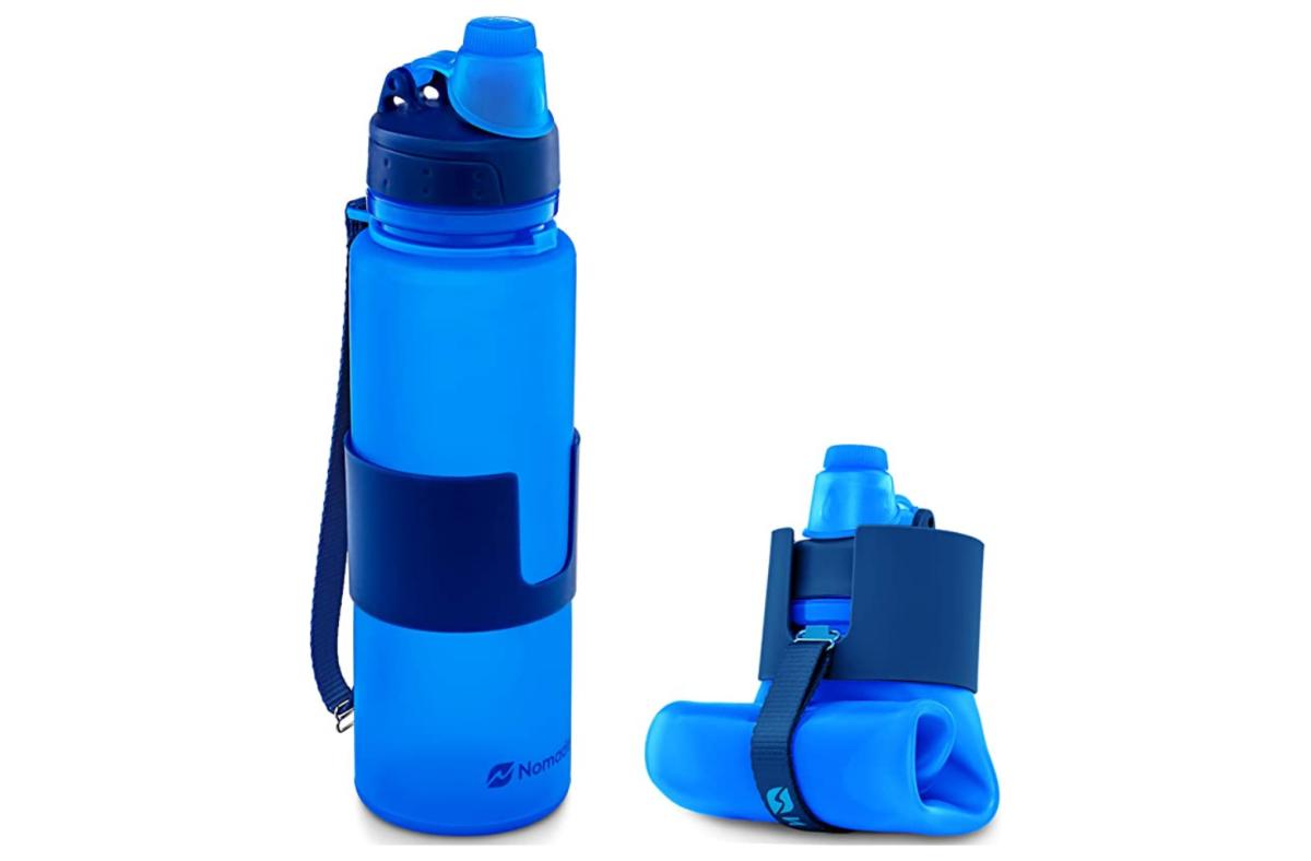 Nomader water bottle in blue
