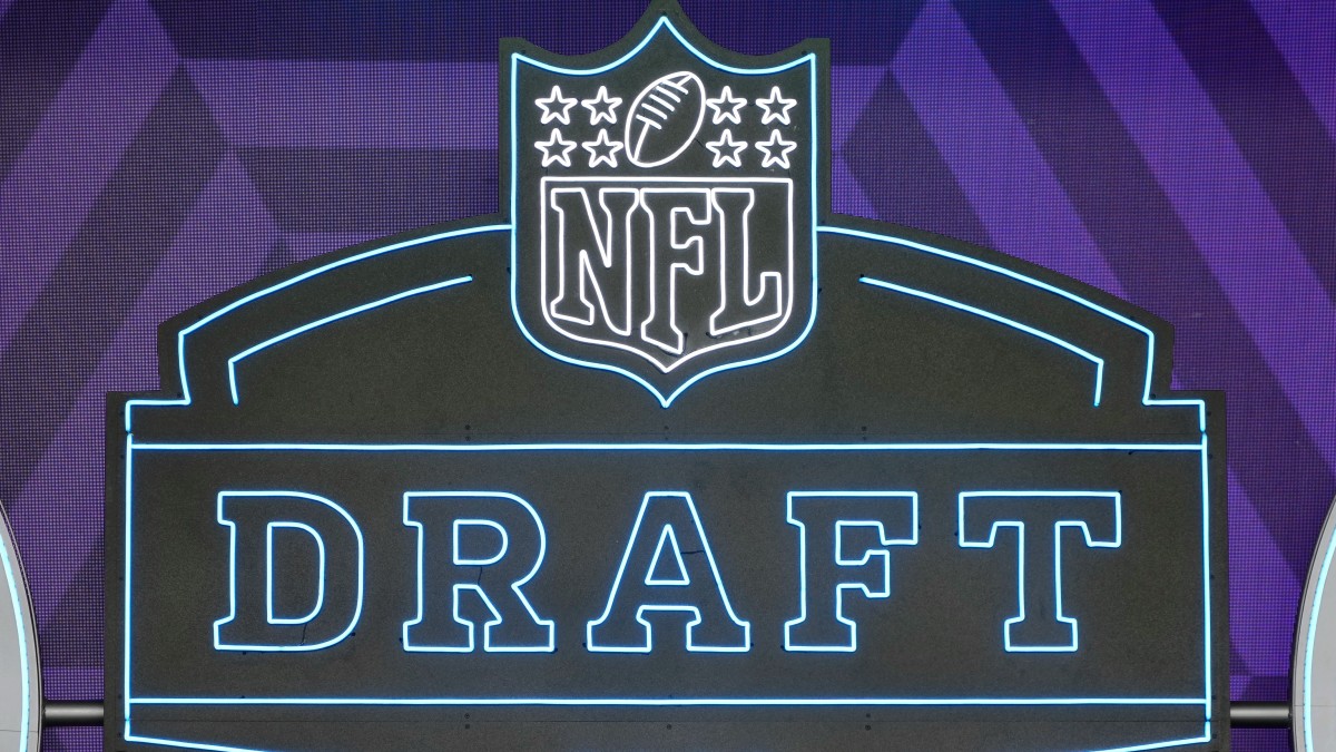 NFL Draft Rankings Average of ESPN, Fox, Athletic, PFF Rankings Sports Illustrated