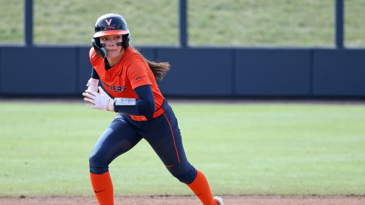 Kelly Ayer runs on the basepath during the Virginia softball game against Howard at Palmer Park.