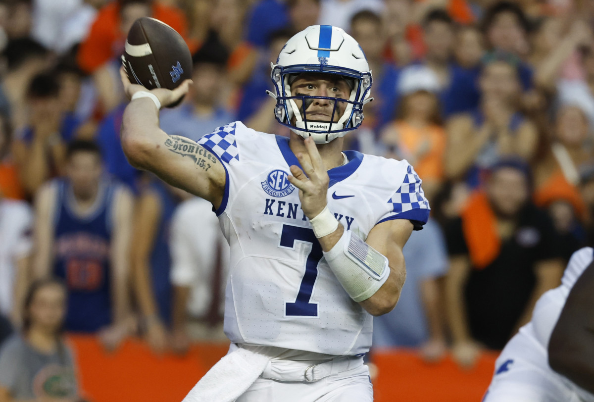 Sep 10, 2022; Gainesville, Florida, USA; Kentucky Wildcats quarterback Will Levis (7) throws the ball against the Florida Gators during the first half at Ben Hill Griffin Stadium. Mandatory Credit: Kim Klement-USA TODAY Sports