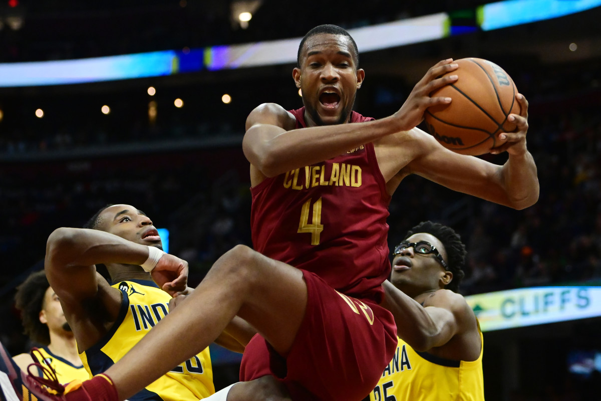 Cavs: Can Evan Mobley join the legends by making All-Defense Team?