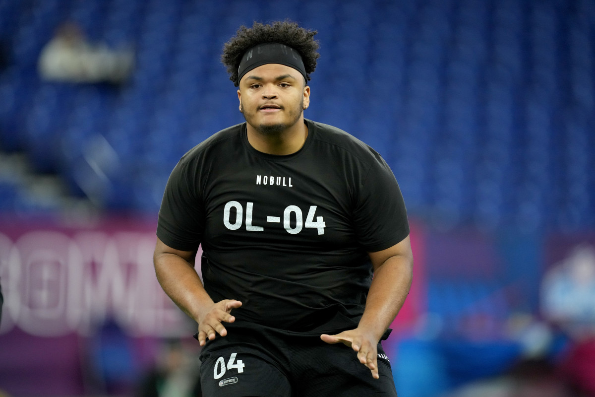 Mar 5, 2023; Indianapolis, IN, USA; Texas Christian offensive lineman Steve Avila (OL04) during the NFL Scouting Combine at Lucas Oil Stadium.