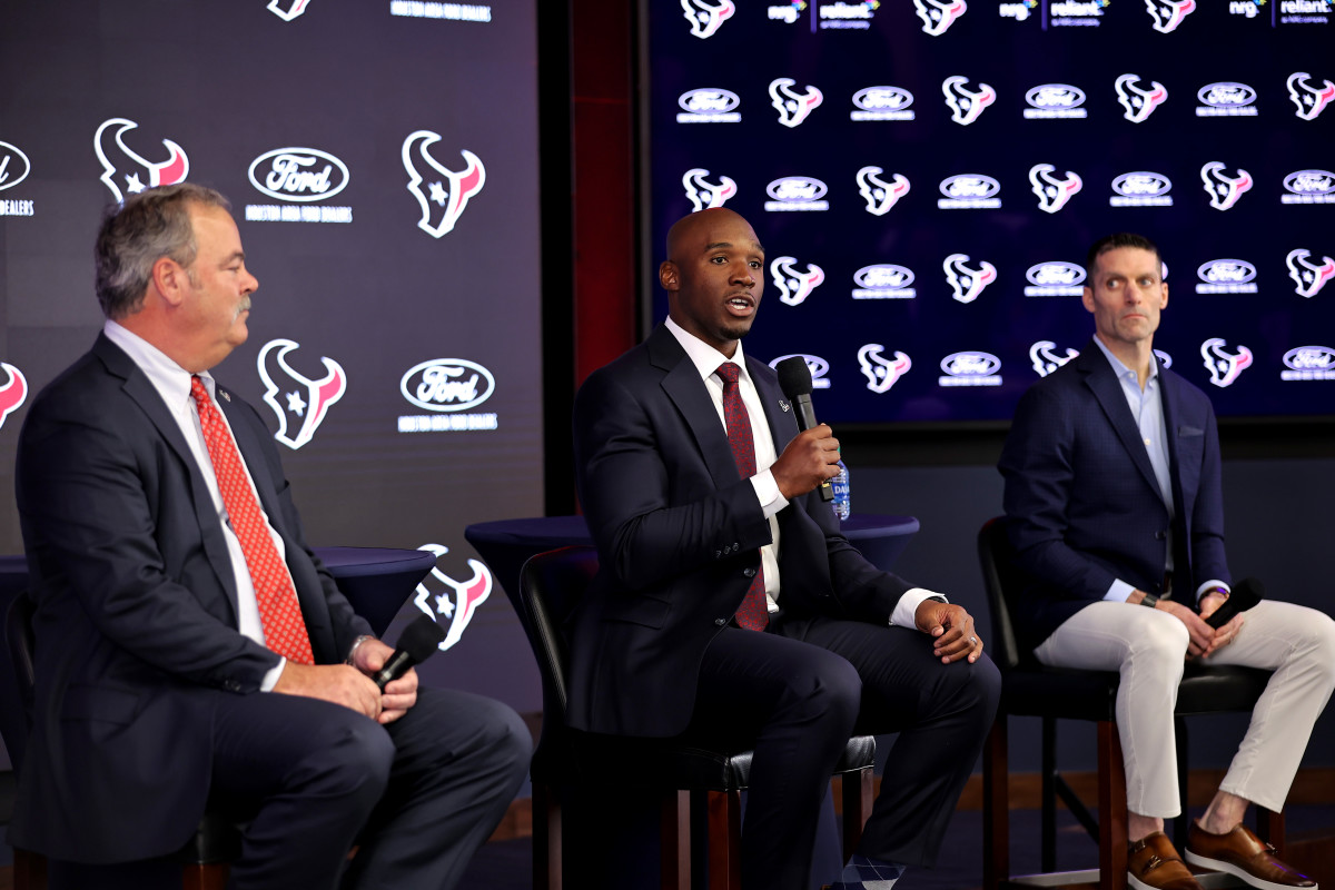 Houston Texans CEO Cal McNair plans to offer fans a jersey swap