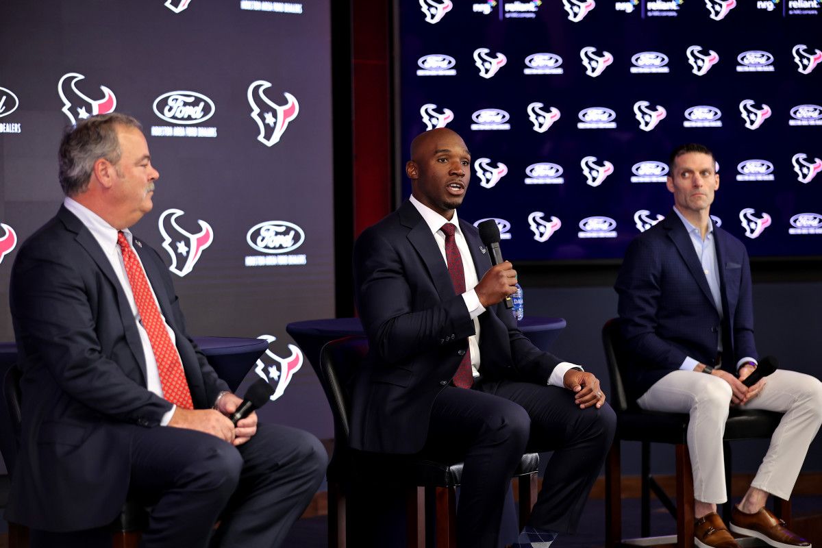 Cal McNair, DeMeco Ryans, Nick Caserio