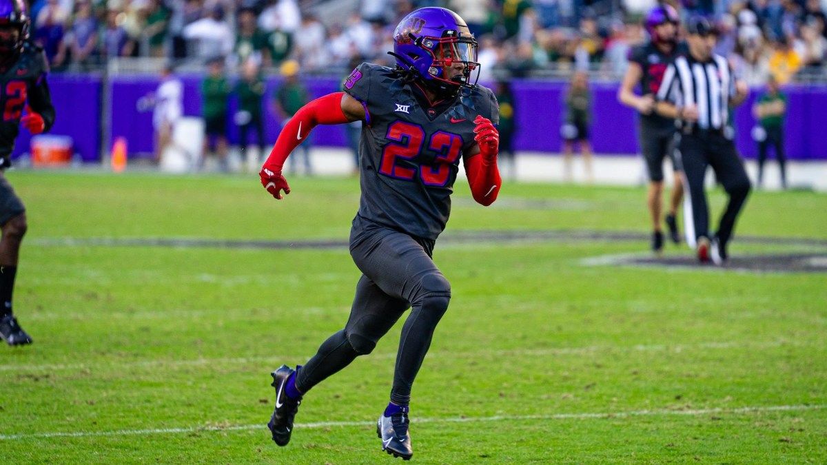 Keontae Jenkings runs down the field during the TCU football game against Oklahoma State.
