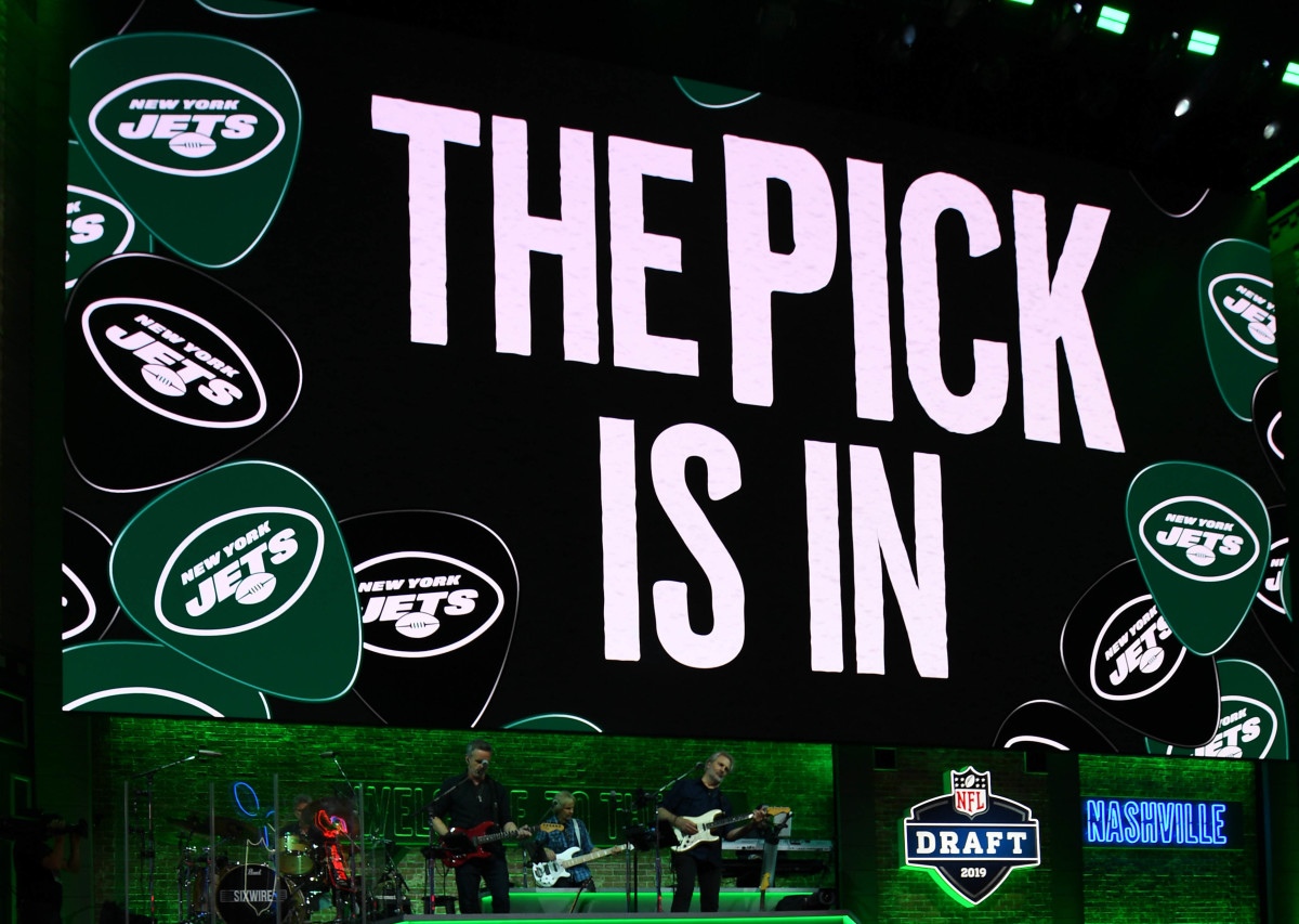 Jets' 2023 NFL Draft Selections Updated after Aaron Rodgers Trade - Sports  Illustrated New York Jets News, Analysis and More