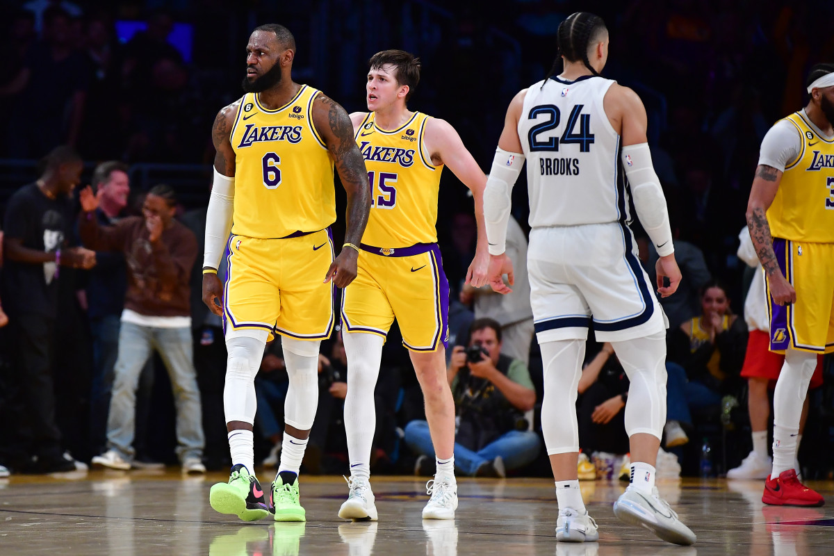 Anthony Davis, LeBron James lead Lakers to Game 1 win over Warriors