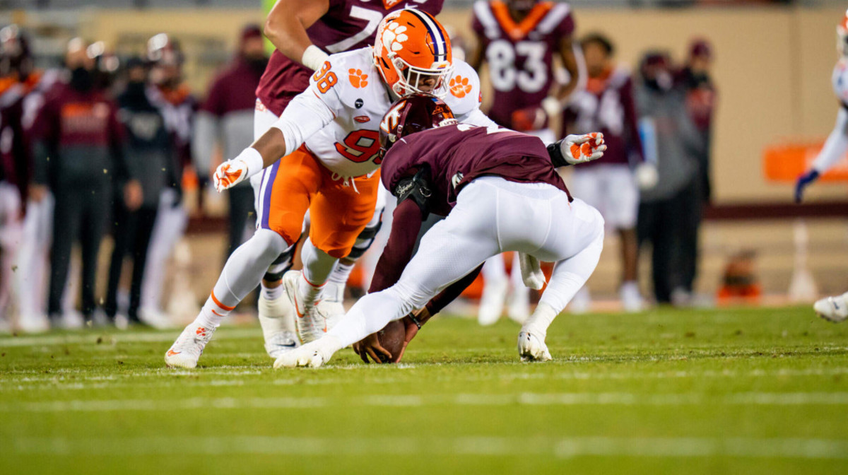Clemson Places Three on FWAA Freshman All-America Team – Clemson Tigers  Official Athletics Site