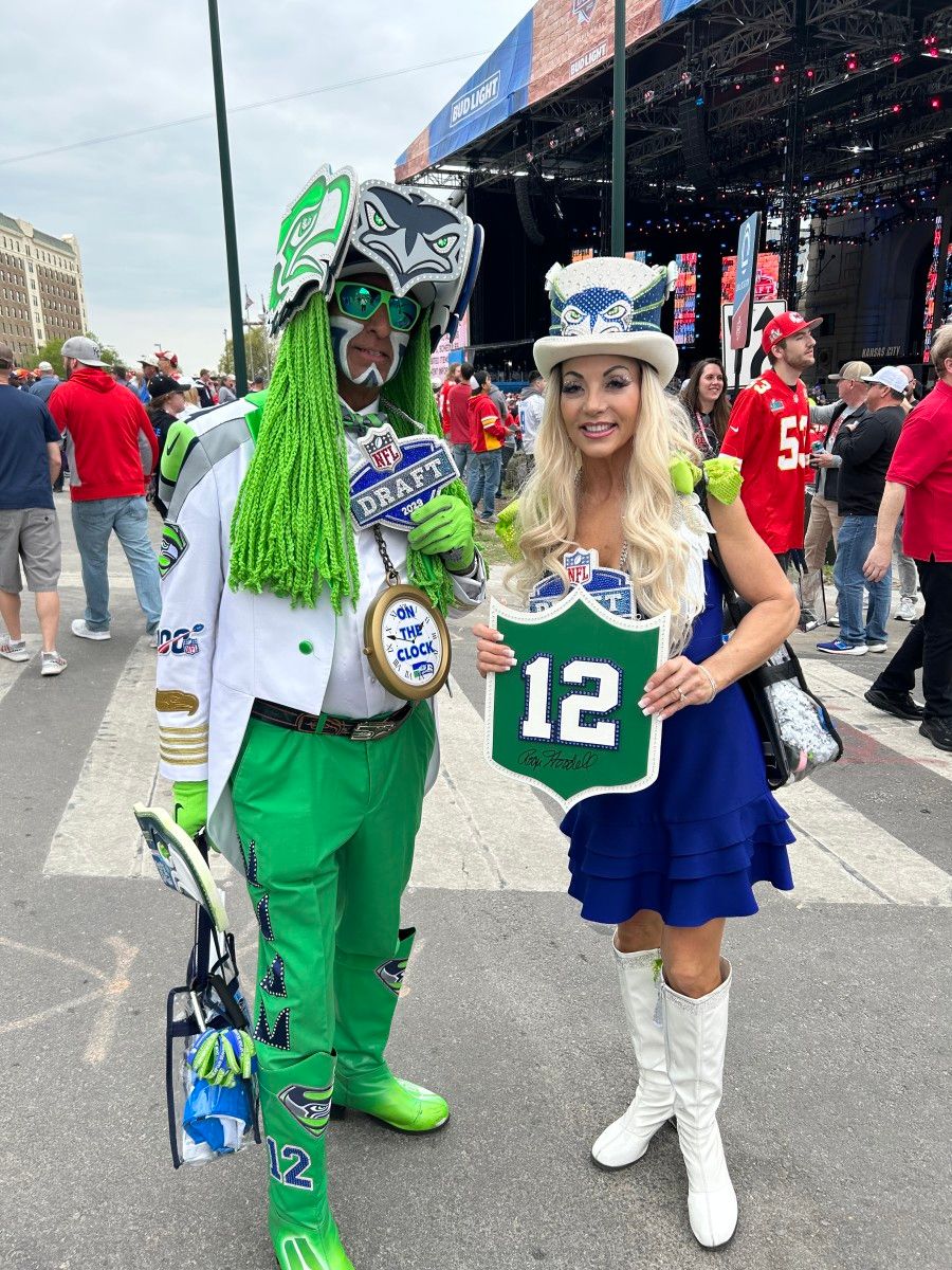 The Seattle Seahawks well represented. (AllTitans.com photo by Tom Brew)