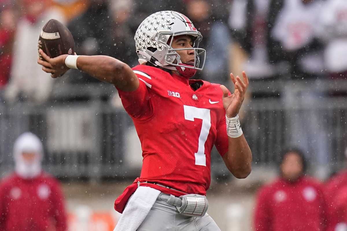 Ohio State Buckeyes quarterback C.J. Stroud (7) throws a pass during the first half of the NCAA football game against the Indiana Hoosiers at Ohio Stadium. Syndication The Columbus Dispatch