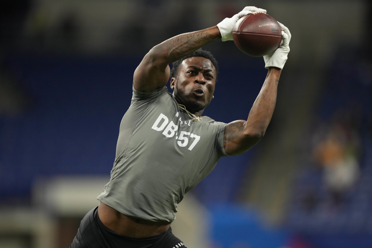 Florida State defensive back Jammie Robinson (DB57) participates in drills at Lucas Oil Stadium. Kirby Lee | USA TODAY Sports