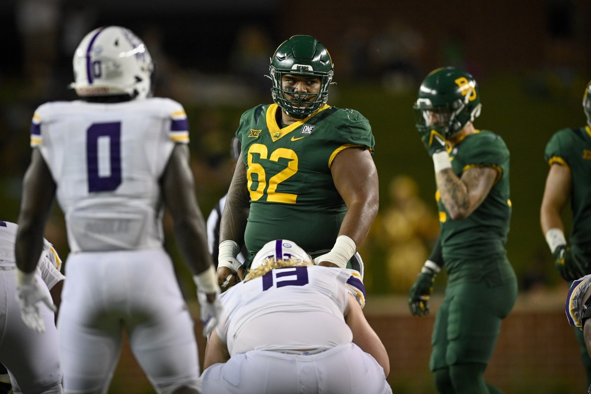 Sep 3, 2022; Waco, Texas, USA; Baylor Bears defensive lineman Siaki Ika (62) in action during the game between the Baylor Bears and the Albany Great Danes at McLane Stadium. Mandatory Credit: Jerome Miron-USA TODAY Sports