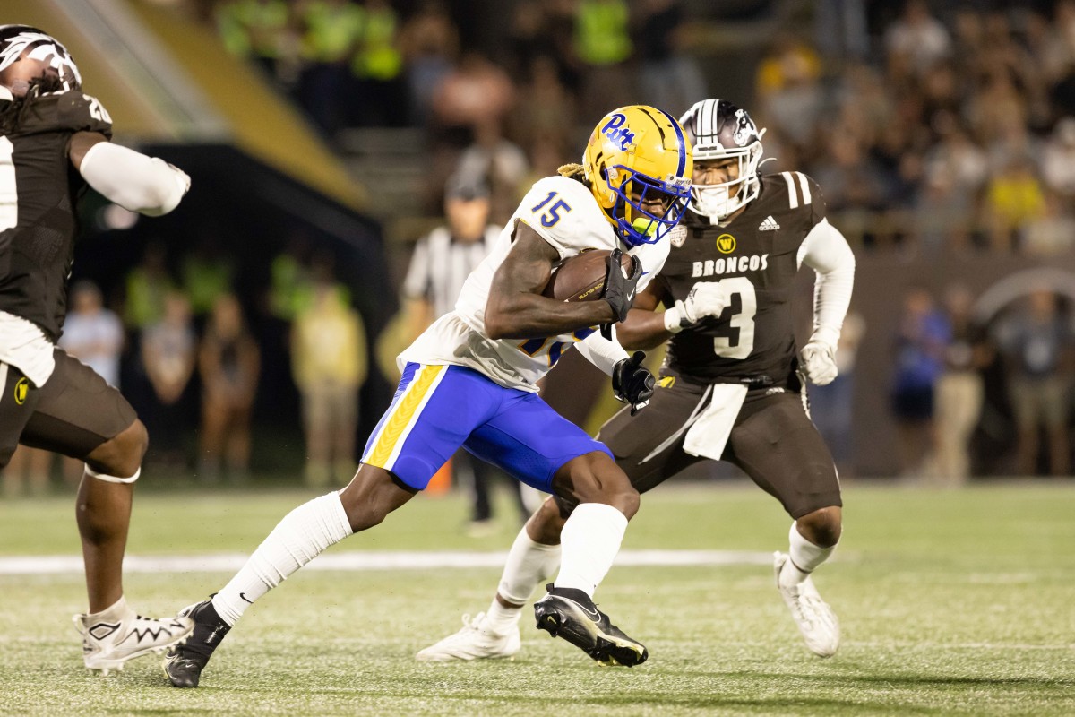 Western Michigan's Zaire Barnes against Pitt